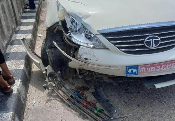 बिरिङ पुलमा सवारी दुर्घटना,  एक ब्यक्ति घाइते