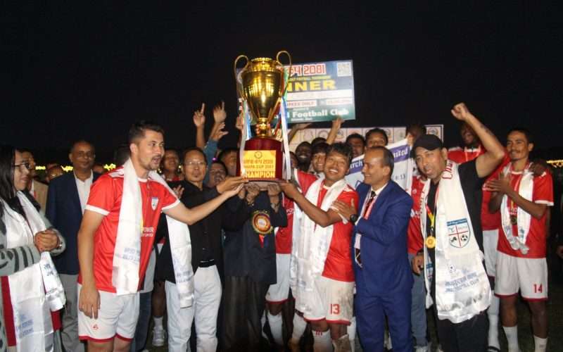 झापा कपको उपाधि चर्च ब्वाइजलाई