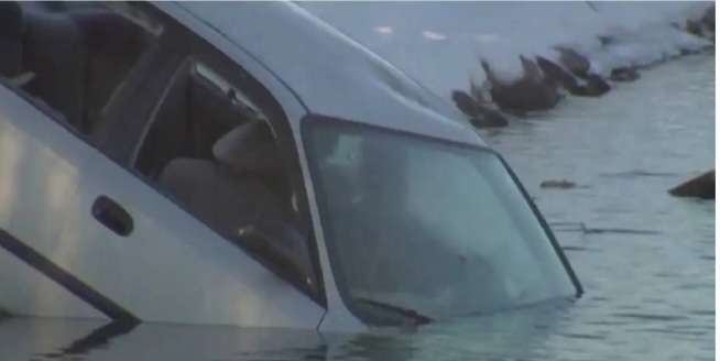 अमेरिकामा पोखरीमा कार खस्दा दुई जना नेपालीको मृत्यु