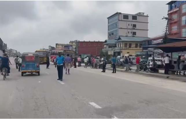 सरकार र यातायात व्यवसायीबीच ६ बुँदे सहमति, आन्दोलनका कार्यक्रम फिर्ता