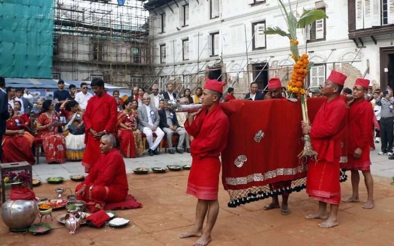 दशैको सातौं दिन आज घर घर मा फूलपाती भित्राइँदै