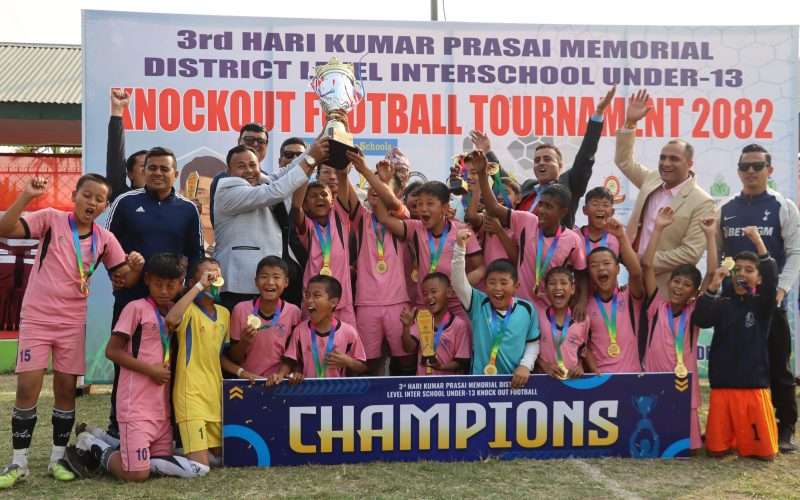 तेस्रो हरिकुमार प्रसाई स्मृति फुटबल प्रतियोगिताको उपाधि कञ्चन इङ्लिस स्कुललाई